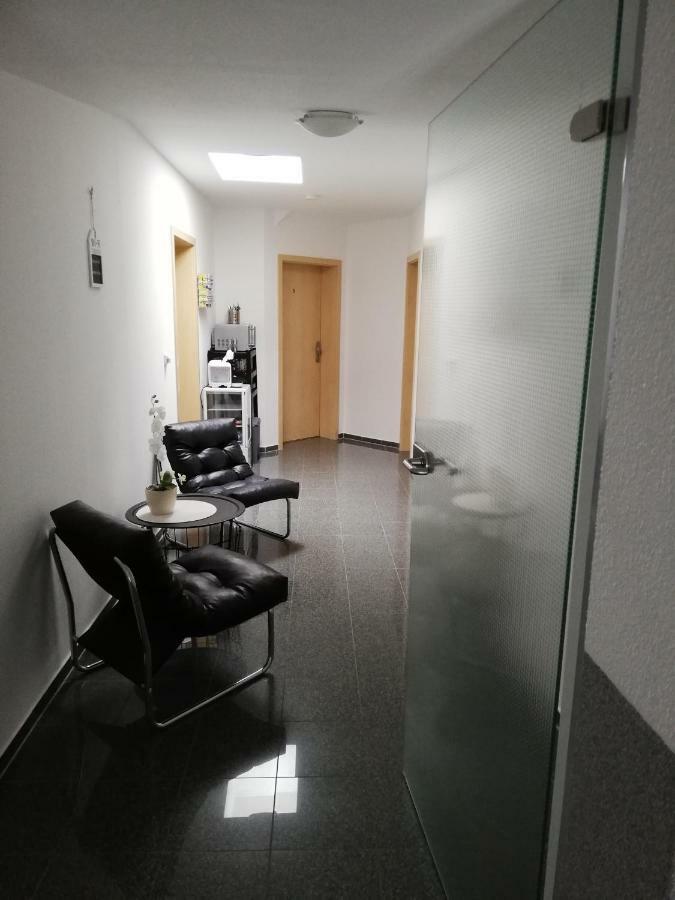 Pension am Pferdemarkt Gustrow Bagian luar foto